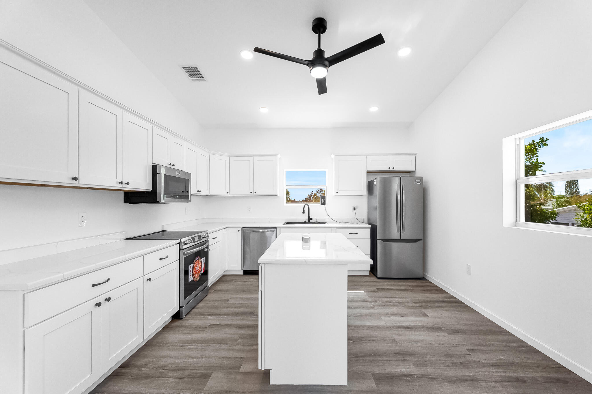 RIDGEWAY - Residential