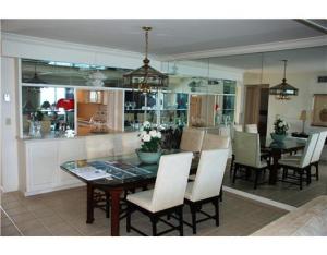 REGENCY CONDO APTS - Residential Lease