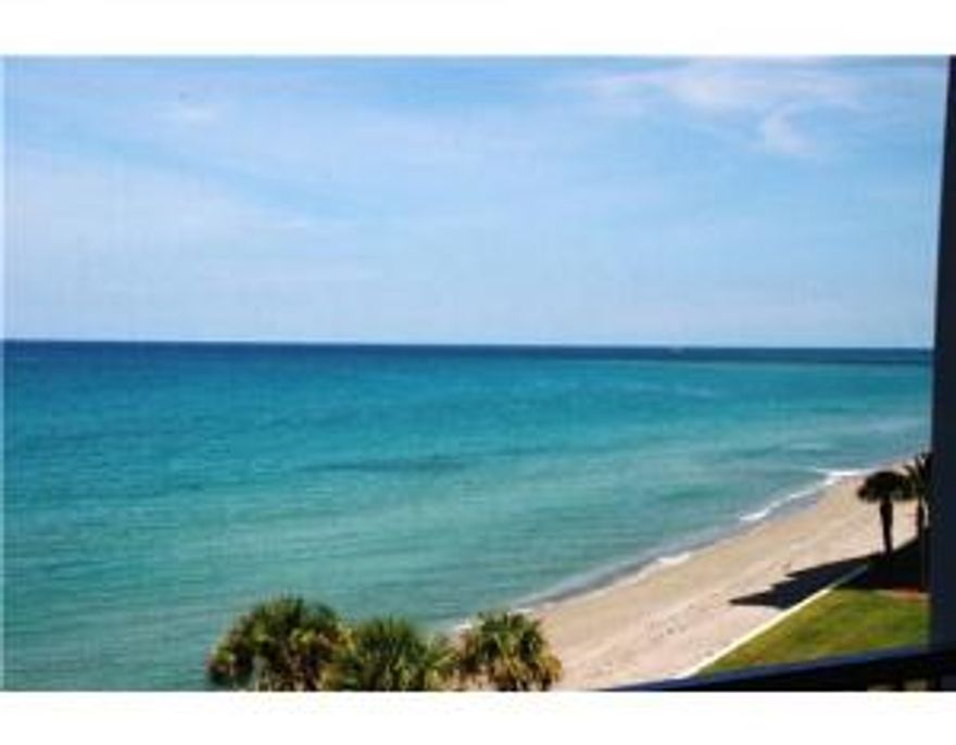 Spectacular Ocean views, Immaculate 2Br/2Ba unit. Newly decorator lobby, heated pool.