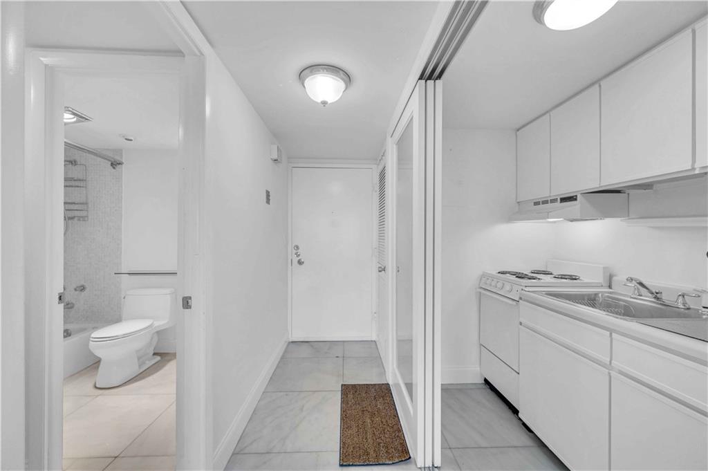 Carlton Tower - Residential