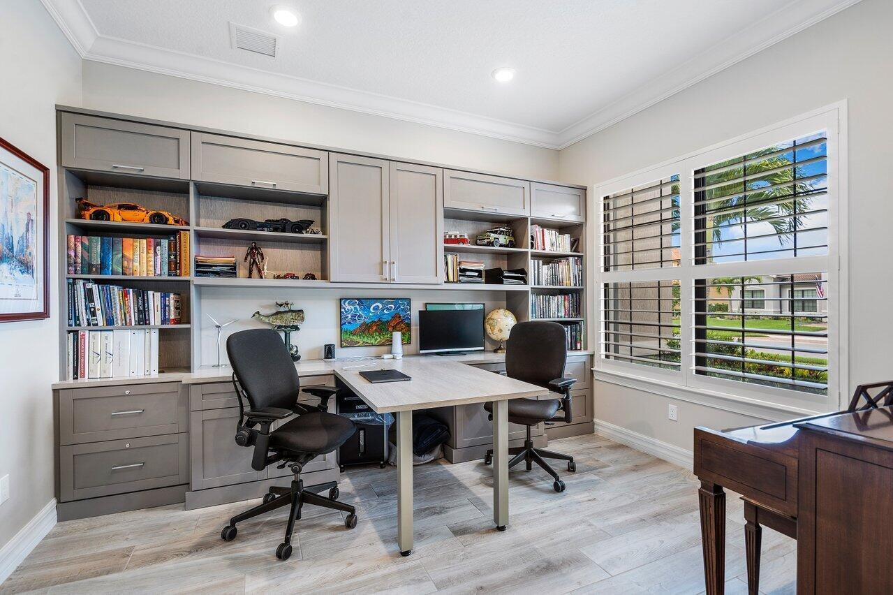 SONOMA ISLES - Residential