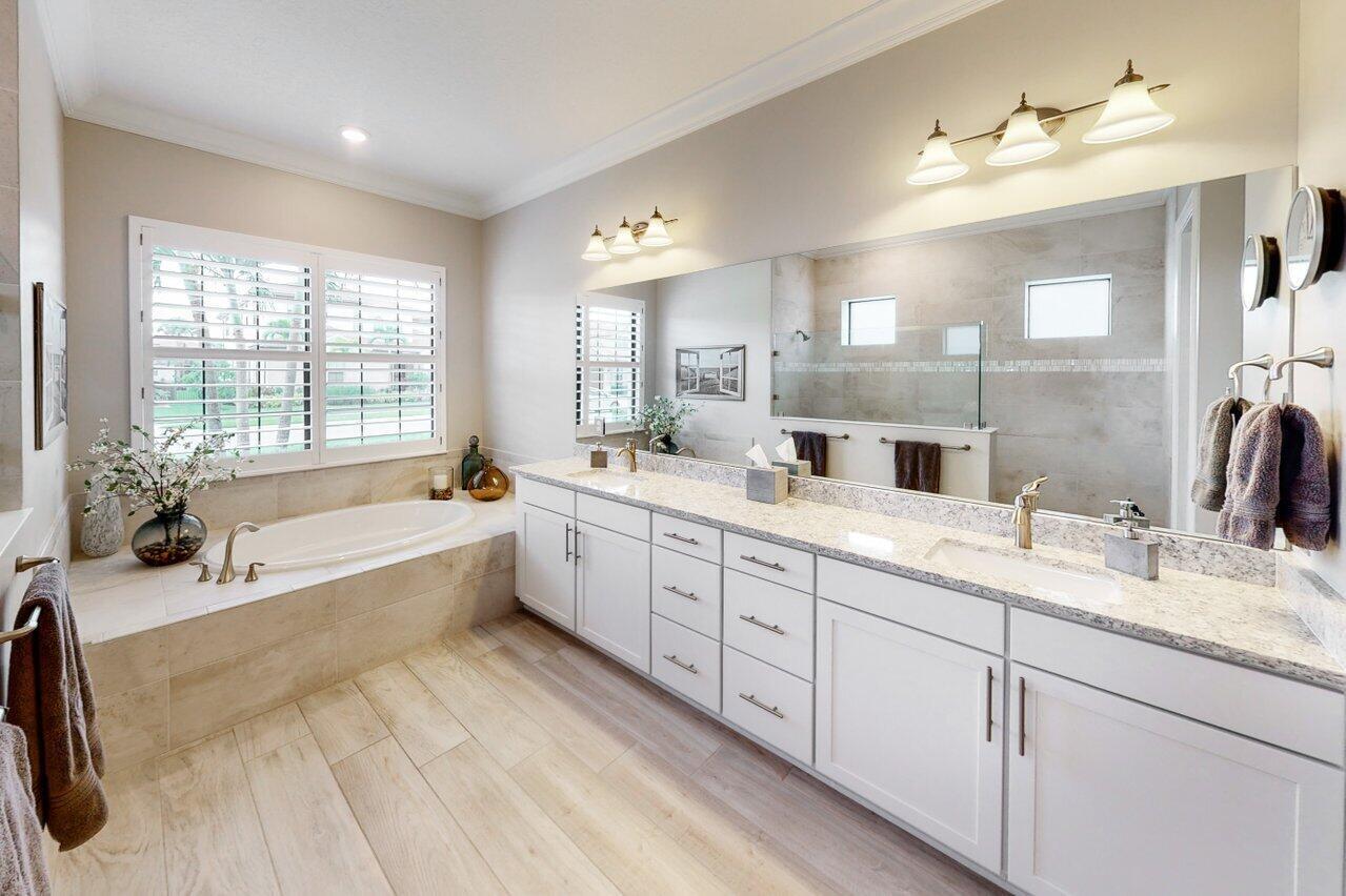 SONOMA ISLES - Residential