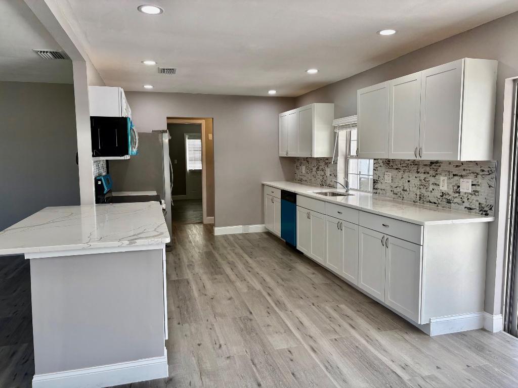 SAVANNA HIGHLANDS - Residential