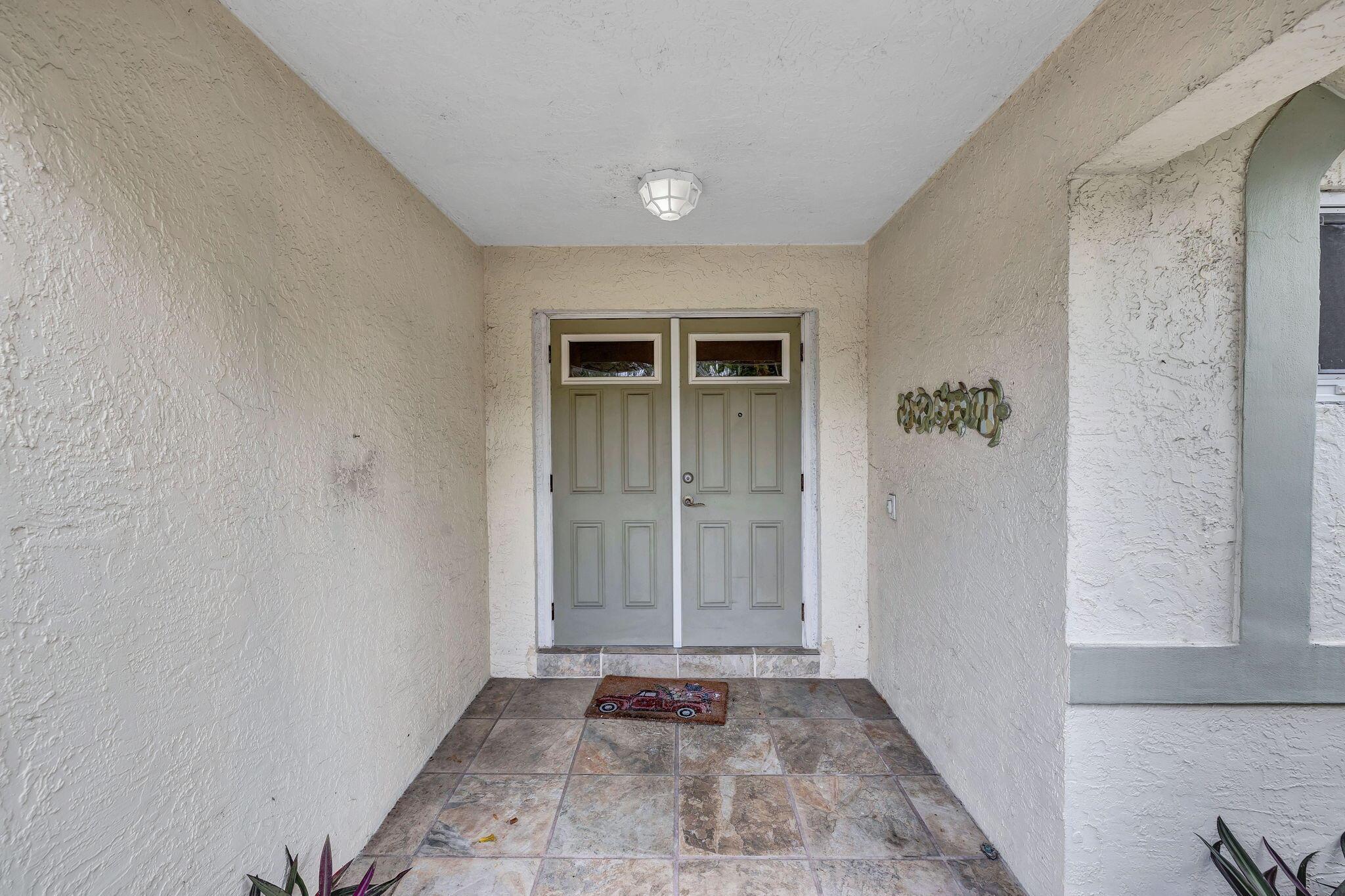 10212 NW 71st Place