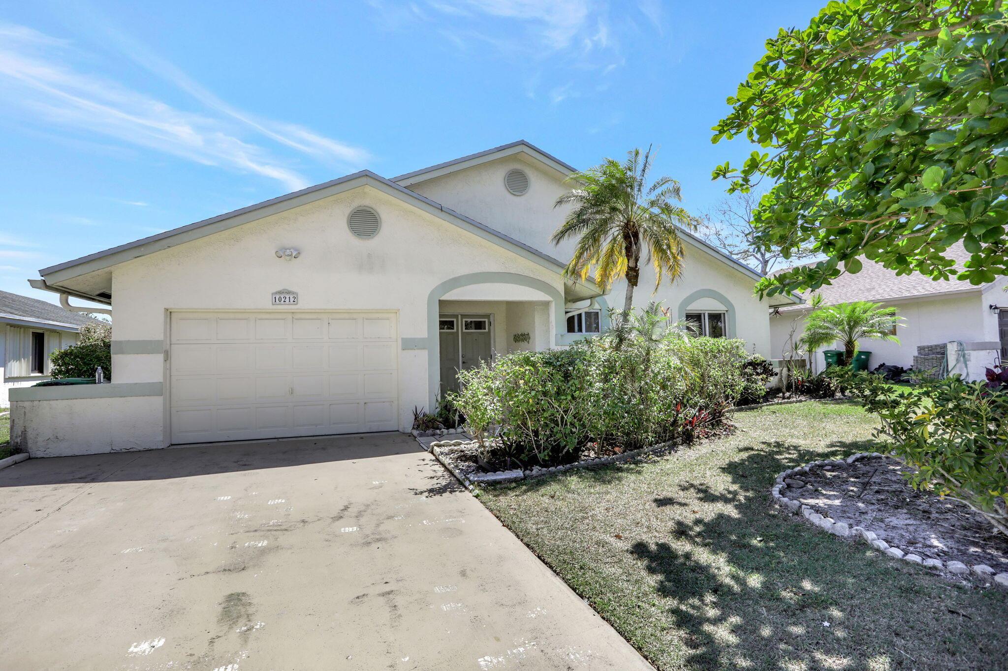 10212 NW 71st Place