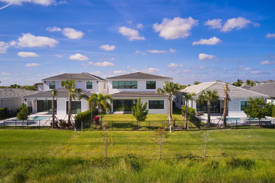 Solana Bay at Avenir - Residential Lease