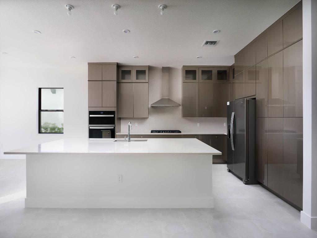 Solana Bay at Avenir - Residential Lease