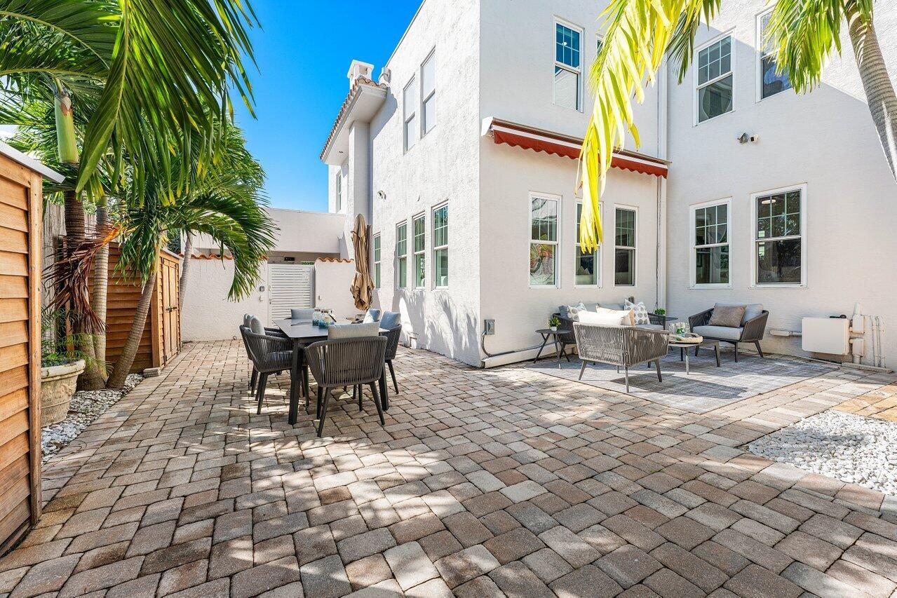 BRELSFORD PARK - Residential