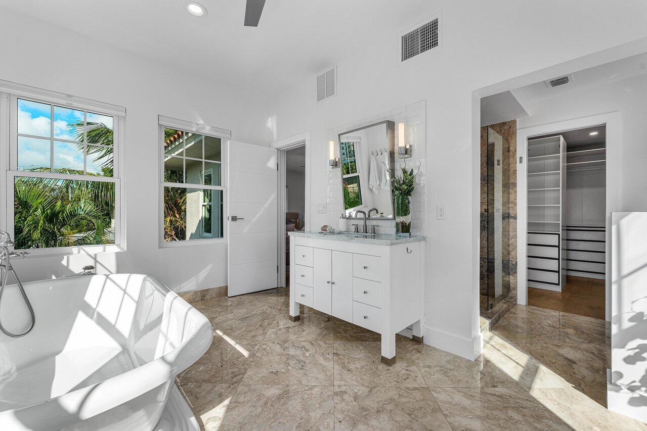 BRELSFORD PARK - Residential