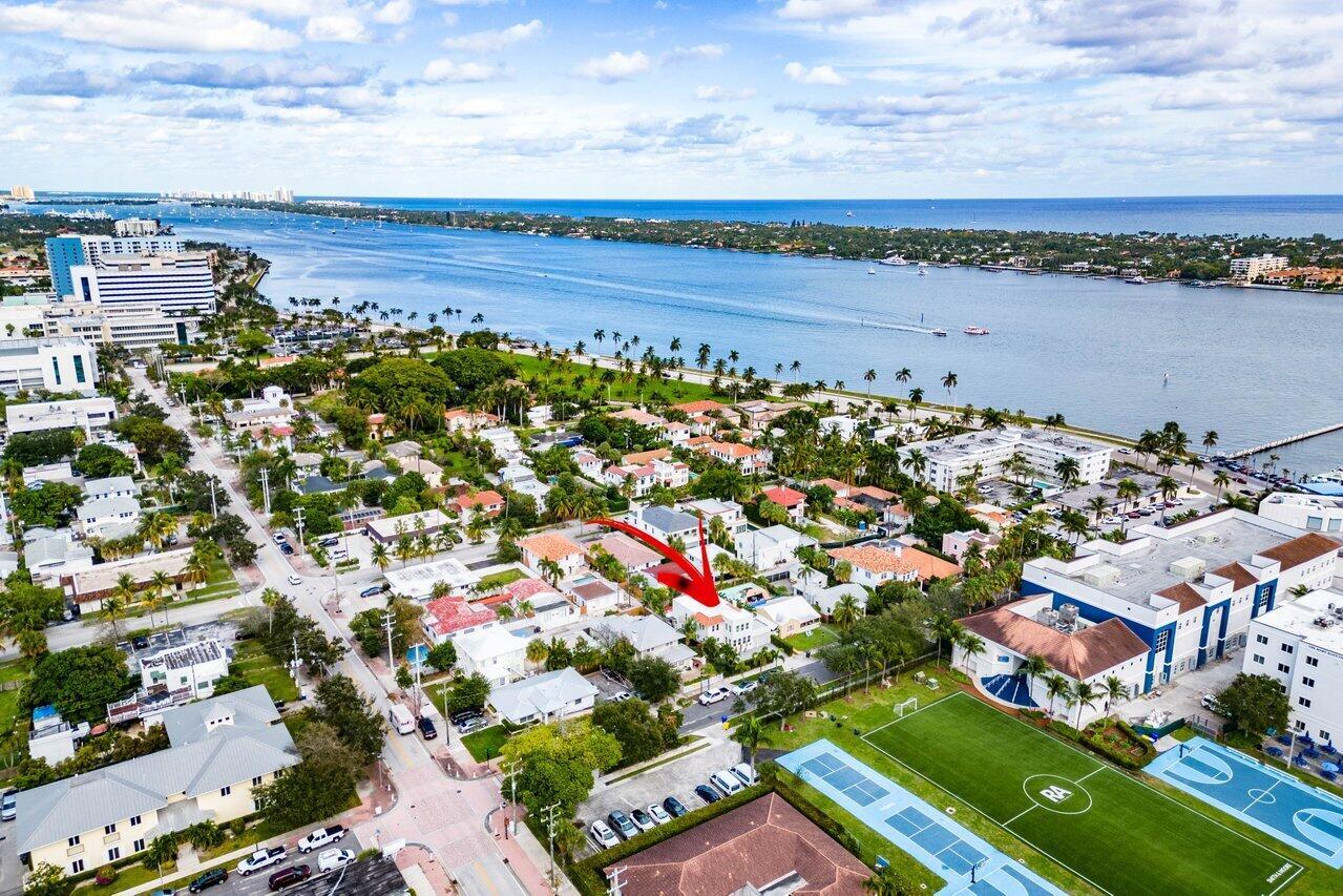 BRELSFORD PARK - Residential