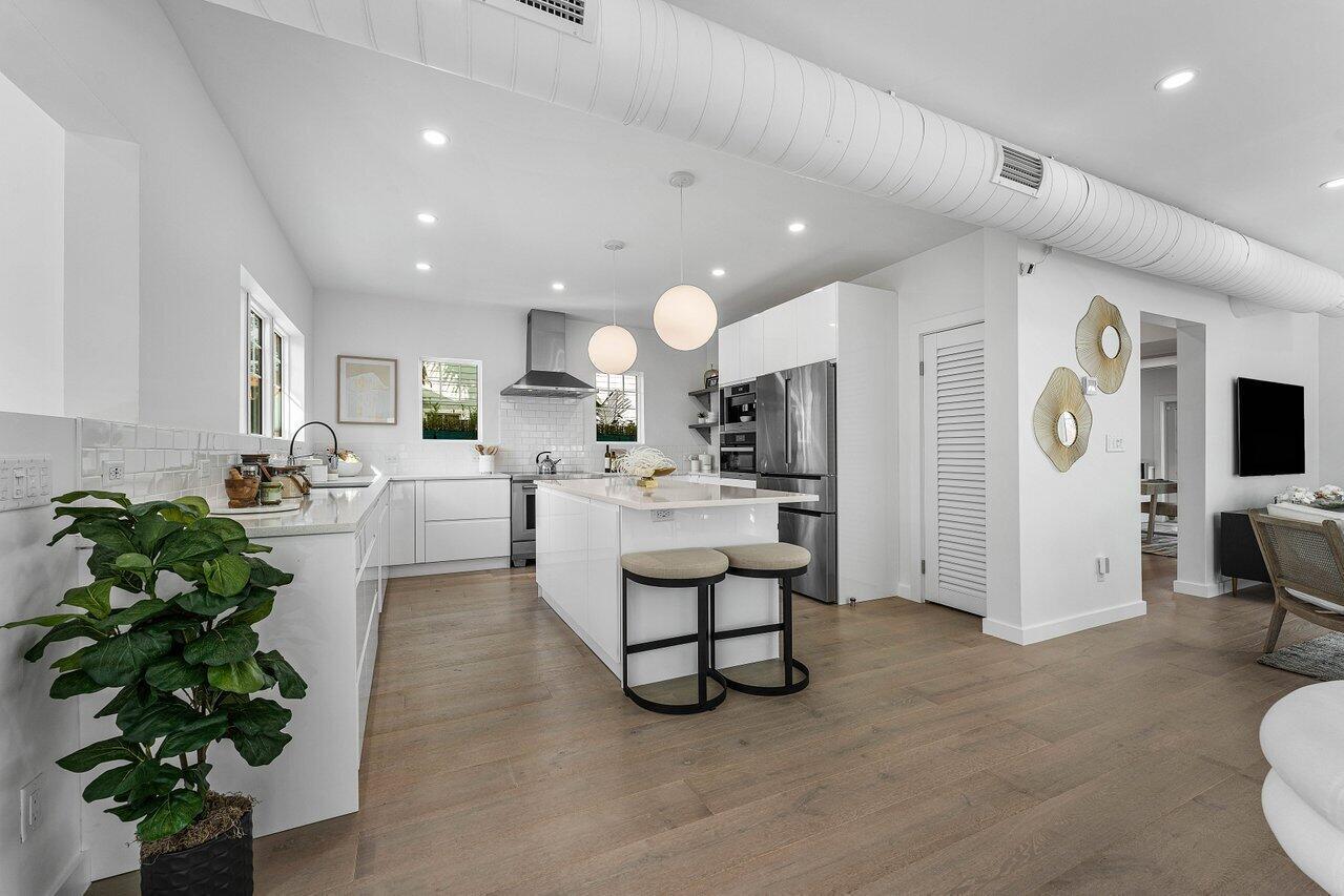 BRELSFORD PARK - Residential