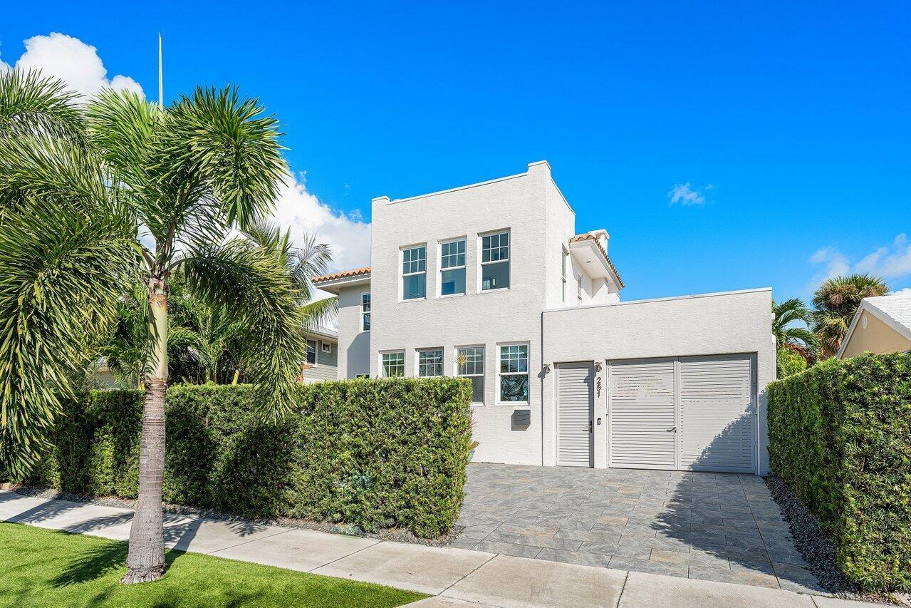 BRELSFORD PARK - Residential