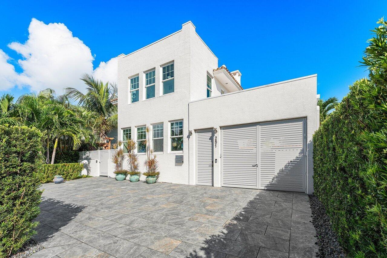 BRELSFORD PARK - Residential