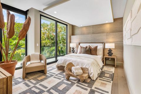 Tiny photo for 303 S Maya Palm Drive, Boca Raton, FL 33432 (MLS # B26024307)