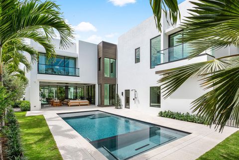 Tiny photo for 303 S Maya Palm Drive, Boca Raton, FL 33432 (MLS # B26024307)