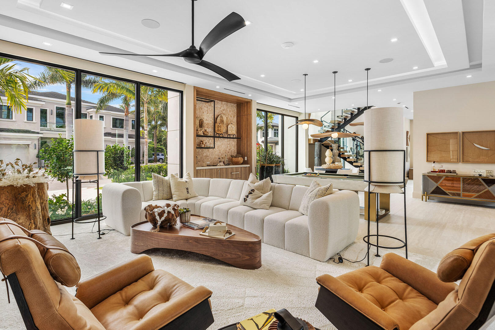 ROYAL PALM YACHT & COUNTRY CLUB - Residential