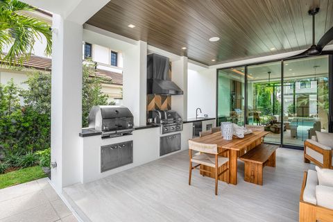 Tiny photo for 303 S Maya Palm Drive, Boca Raton, FL 33432 (MLS # B26024307)