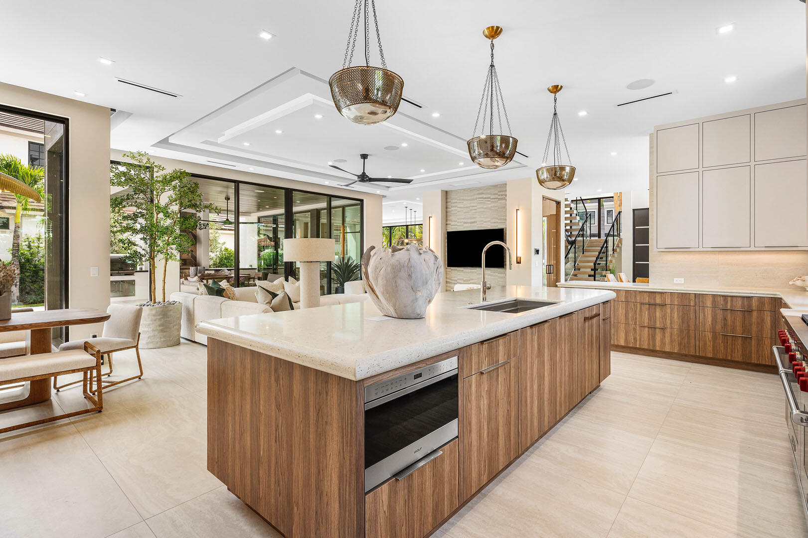 ROYAL PALM YACHT & COUNTRY CLUB - Residential