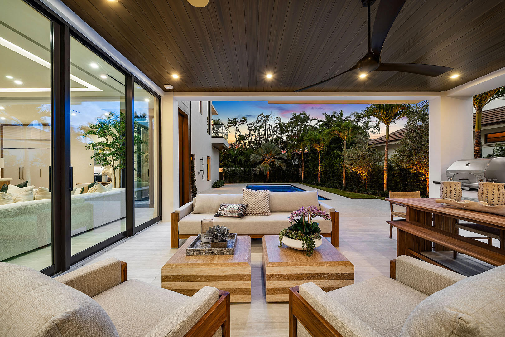 ROYAL PALM YACHT & COUNTRY CLUB - Residential