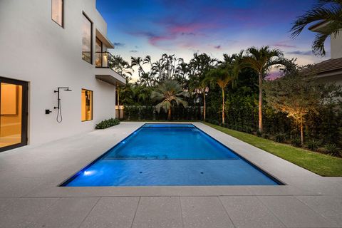 Tiny photo for 303 S Maya Palm Drive, Boca Raton, FL 33432 (MLS # B26024307)