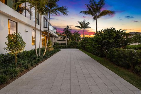 Tiny photo for 303 S Maya Palm Drive, Boca Raton, FL 33432 (MLS # B26024307)