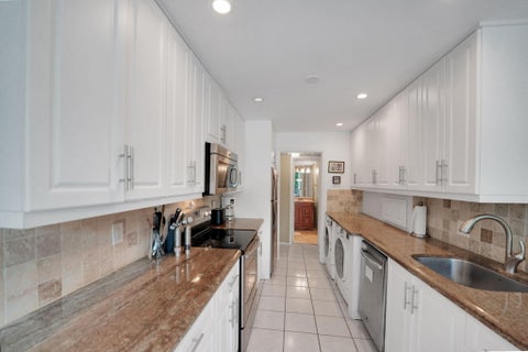 Photo of 1620 S Ocean Boulevard #1N, Lauderdale By The Sea, FL 33062 (MLS # B26065114)