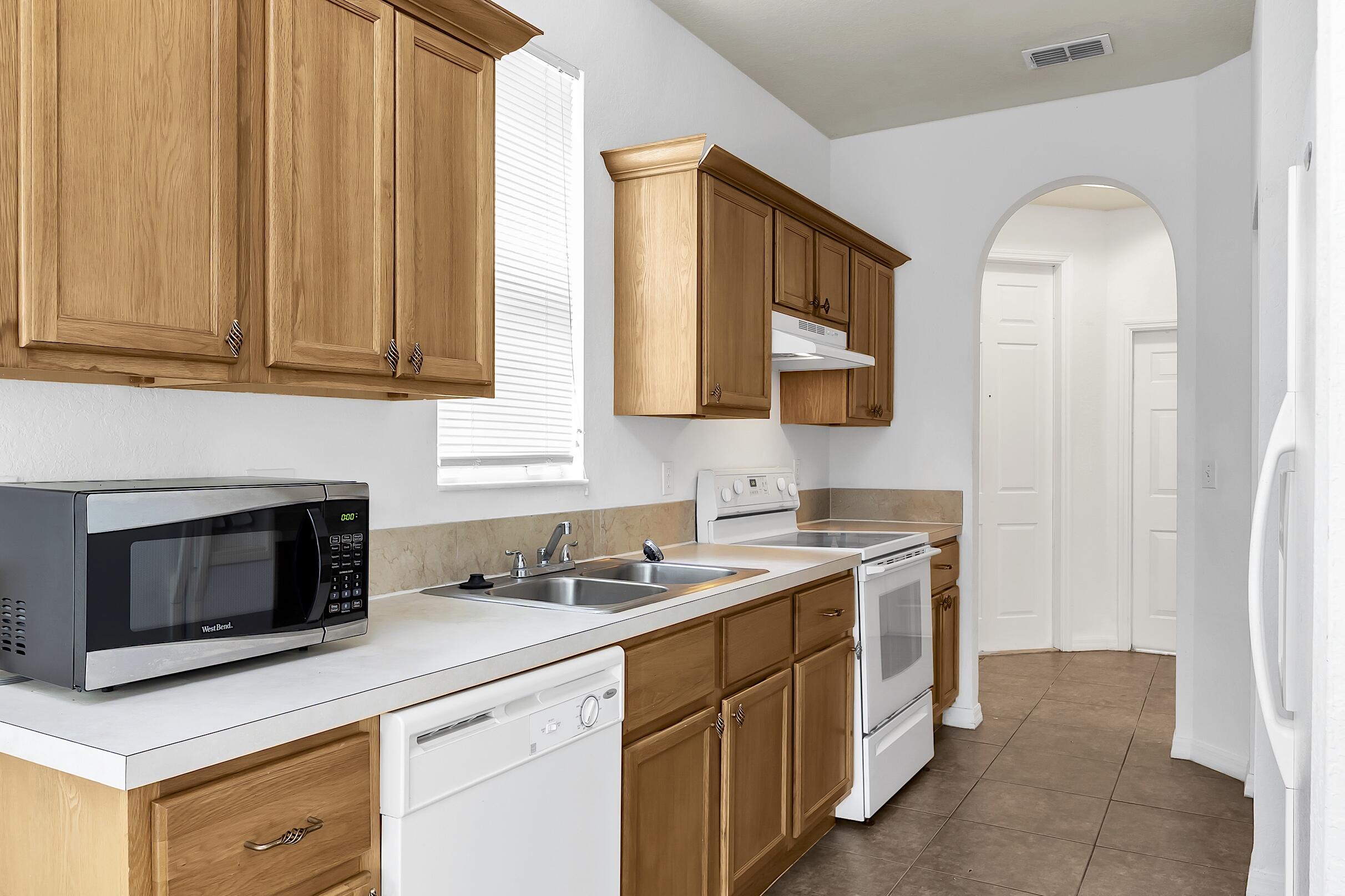 PIPERS CAY CONDO - Residential