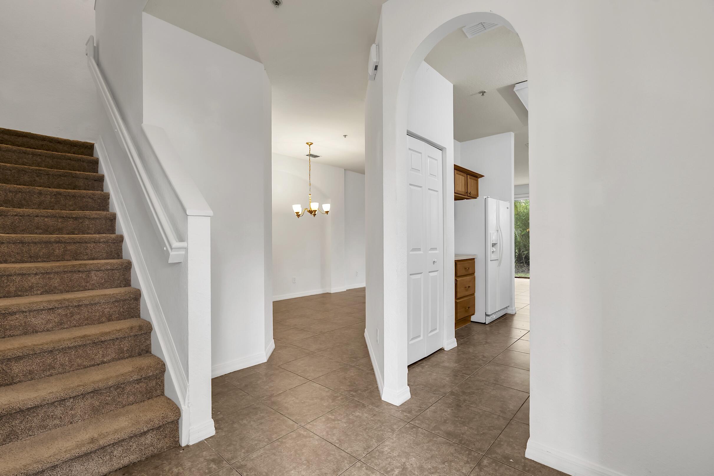 PIPERS CAY CONDO - Residential