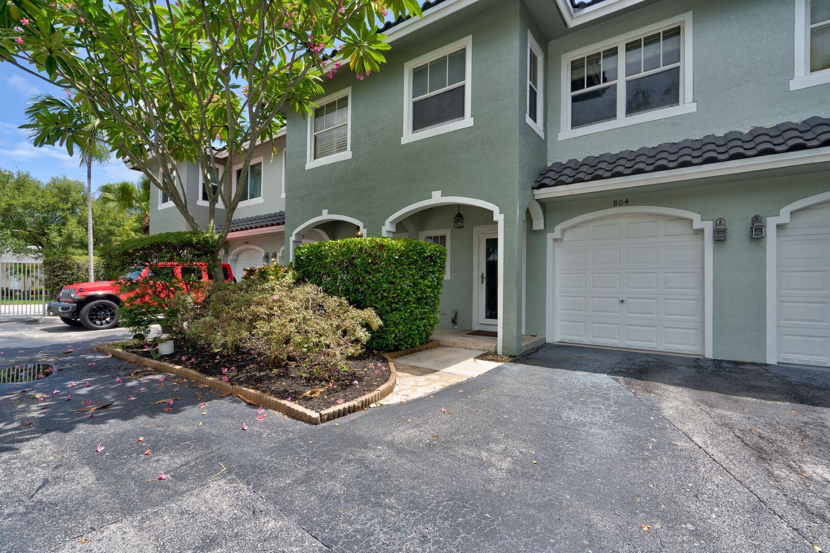 FT LAUDERDALE LAND & DEV - Residential Lease