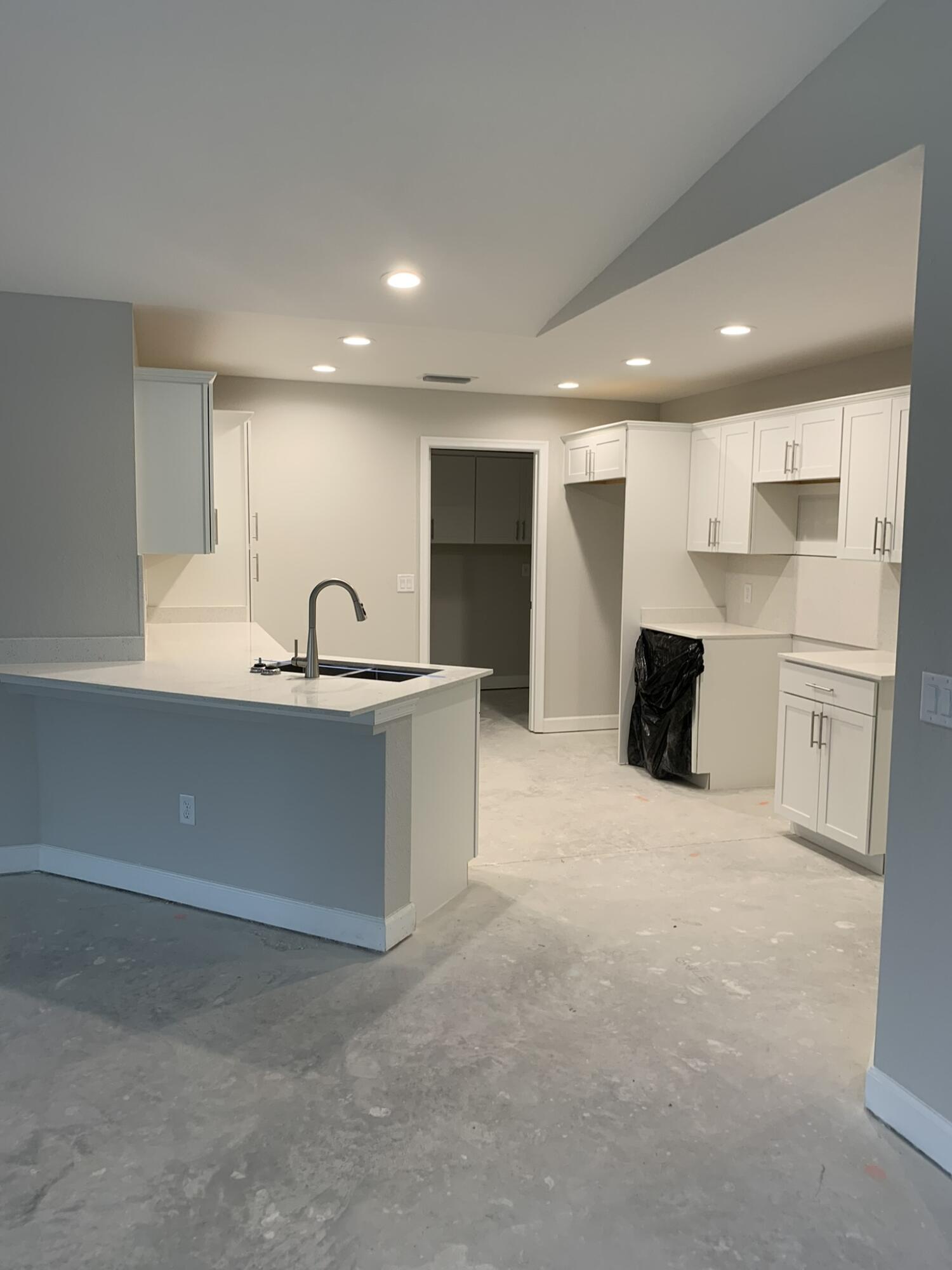 Spanish Lakes One - Residential