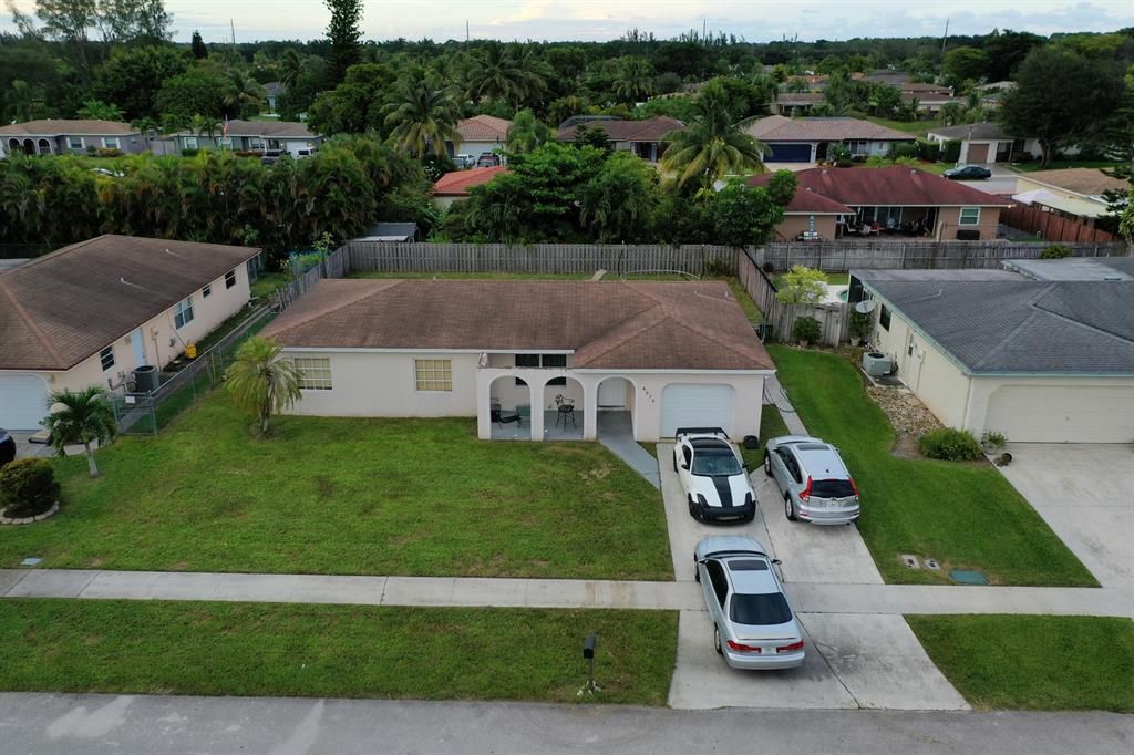 Photo of 4675 Betelnut Street, Boca Raton, FL 33428 (MLS # R10754530)