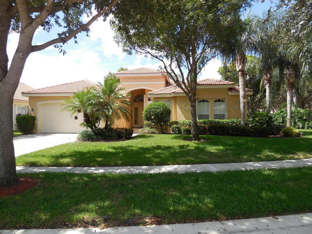 Photo of 7175 Great Falls Circle, Boynton Beach, FL 33437 (MLS # R10738203)