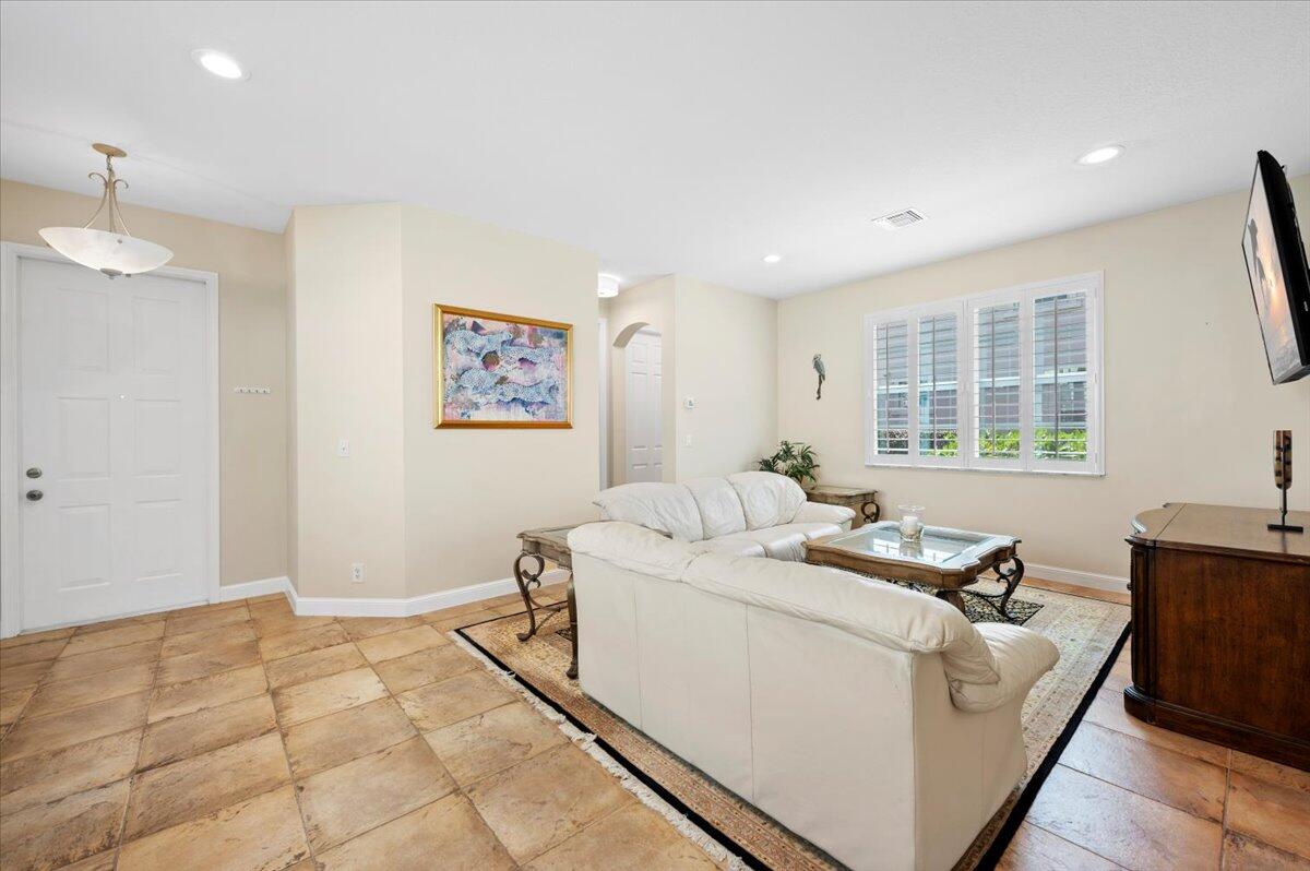 513 Tomahawk Court