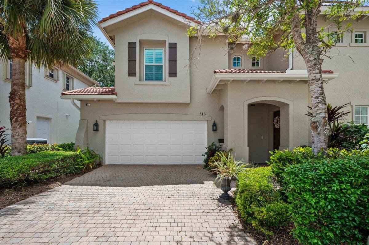 Photo 1 of 52 — 513 Tomahawk Court, Palm Beach Gardens, FL 33410