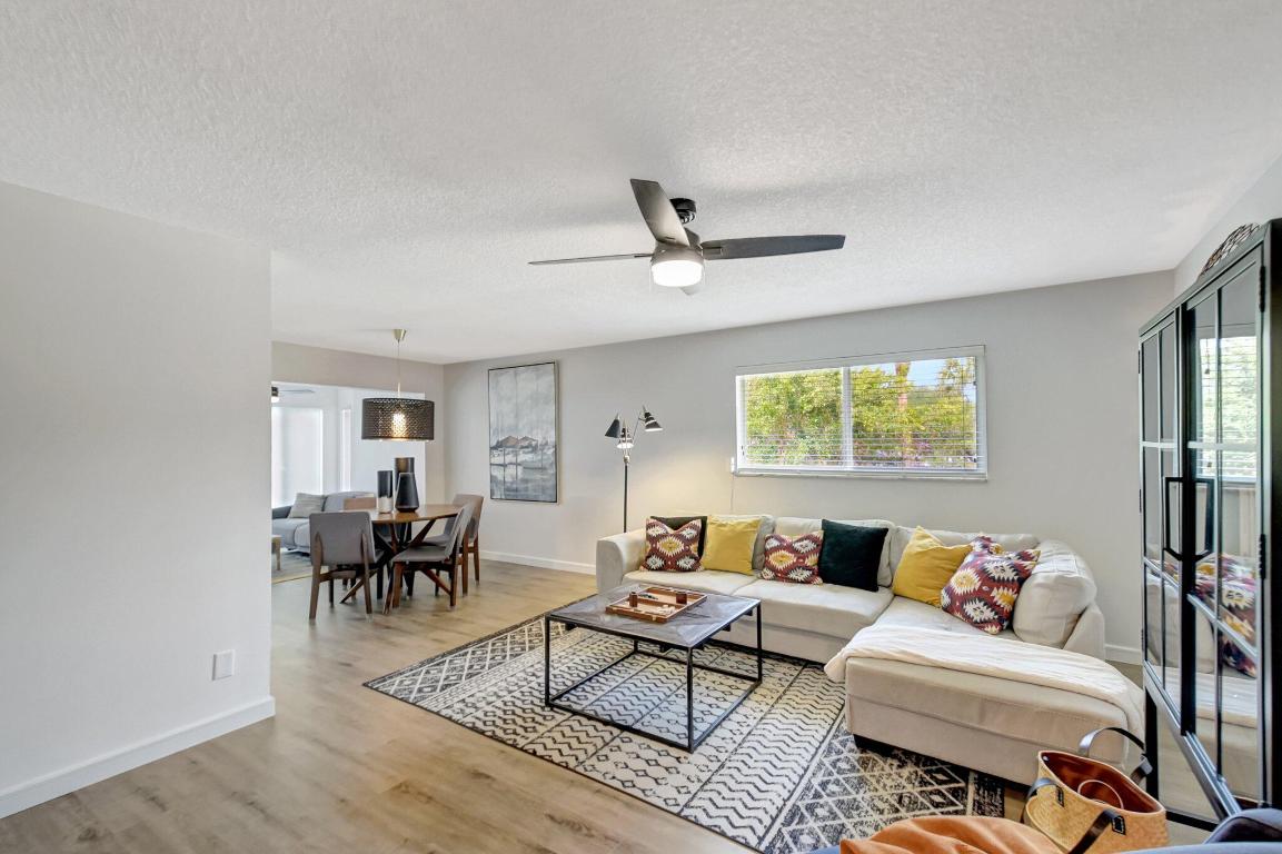 COLONIAL CLUB CONDO SEC 2 - Residential