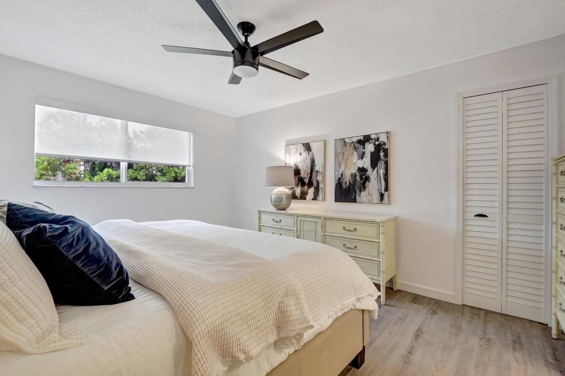 COLONIAL CLUB CONDO SEC 2 - Residential