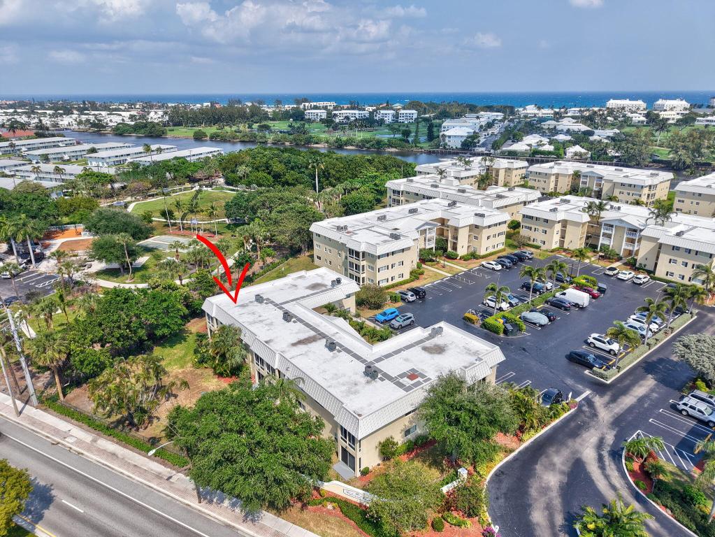 COLONIAL CLUB CONDO SEC 2 - Residential