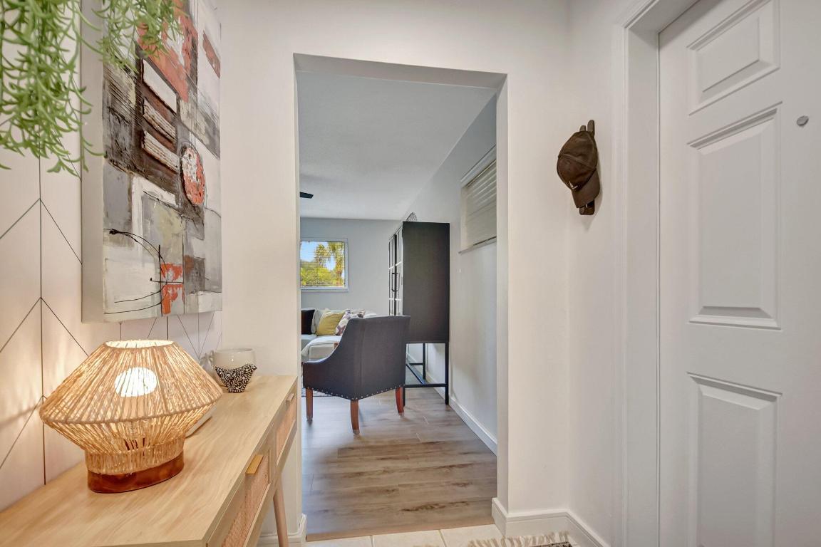 COLONIAL CLUB CONDO SEC 2 - Residential