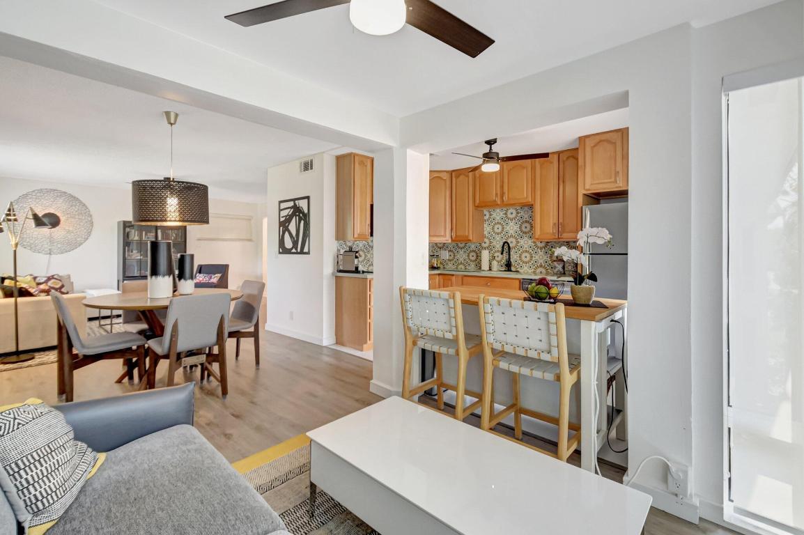 COLONIAL CLUB CONDO SEC 2 - Residential