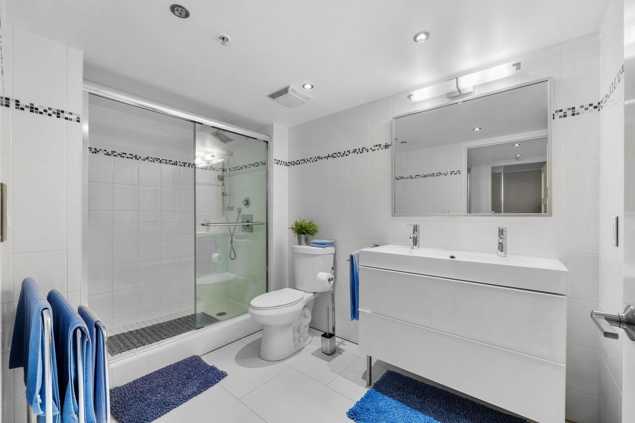 LAS OLAS BY THE RIVER - Residential