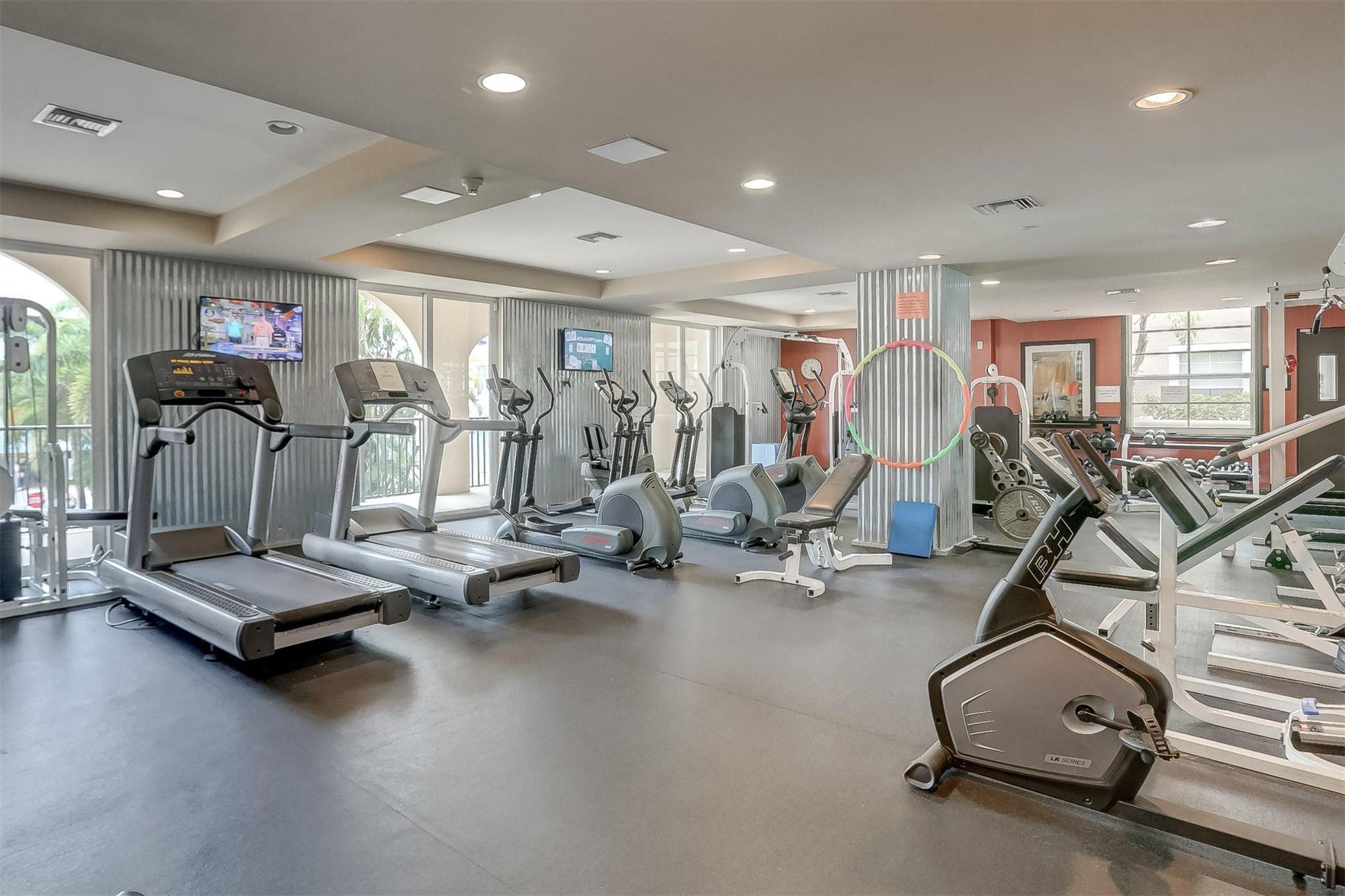 LAS OLAS BY THE RIVER - Residential