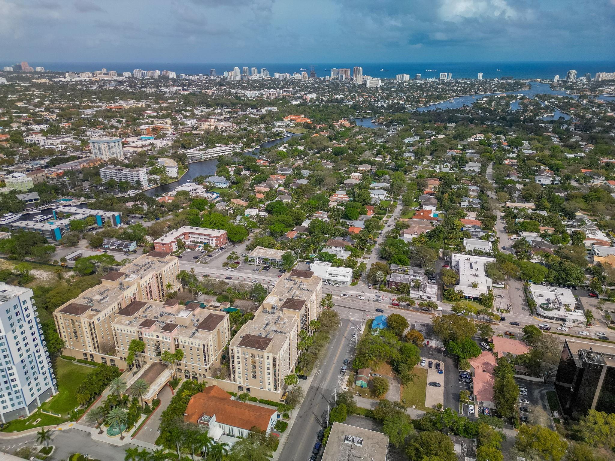 LAS OLAS BY THE RIVER - Residential
