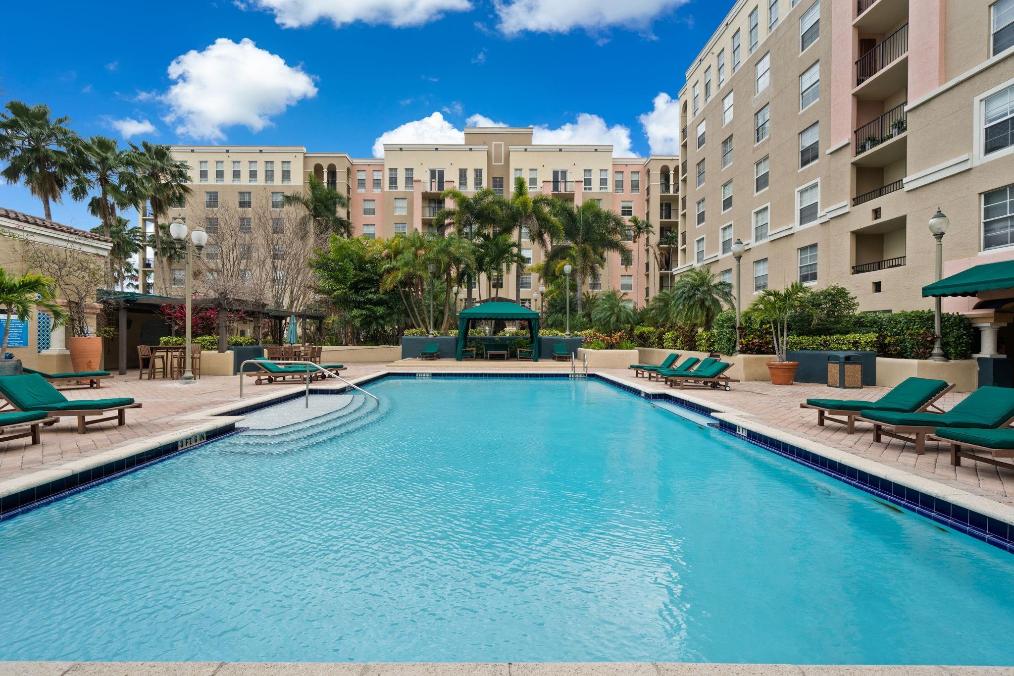 LAS OLAS BY THE RIVER - Residential