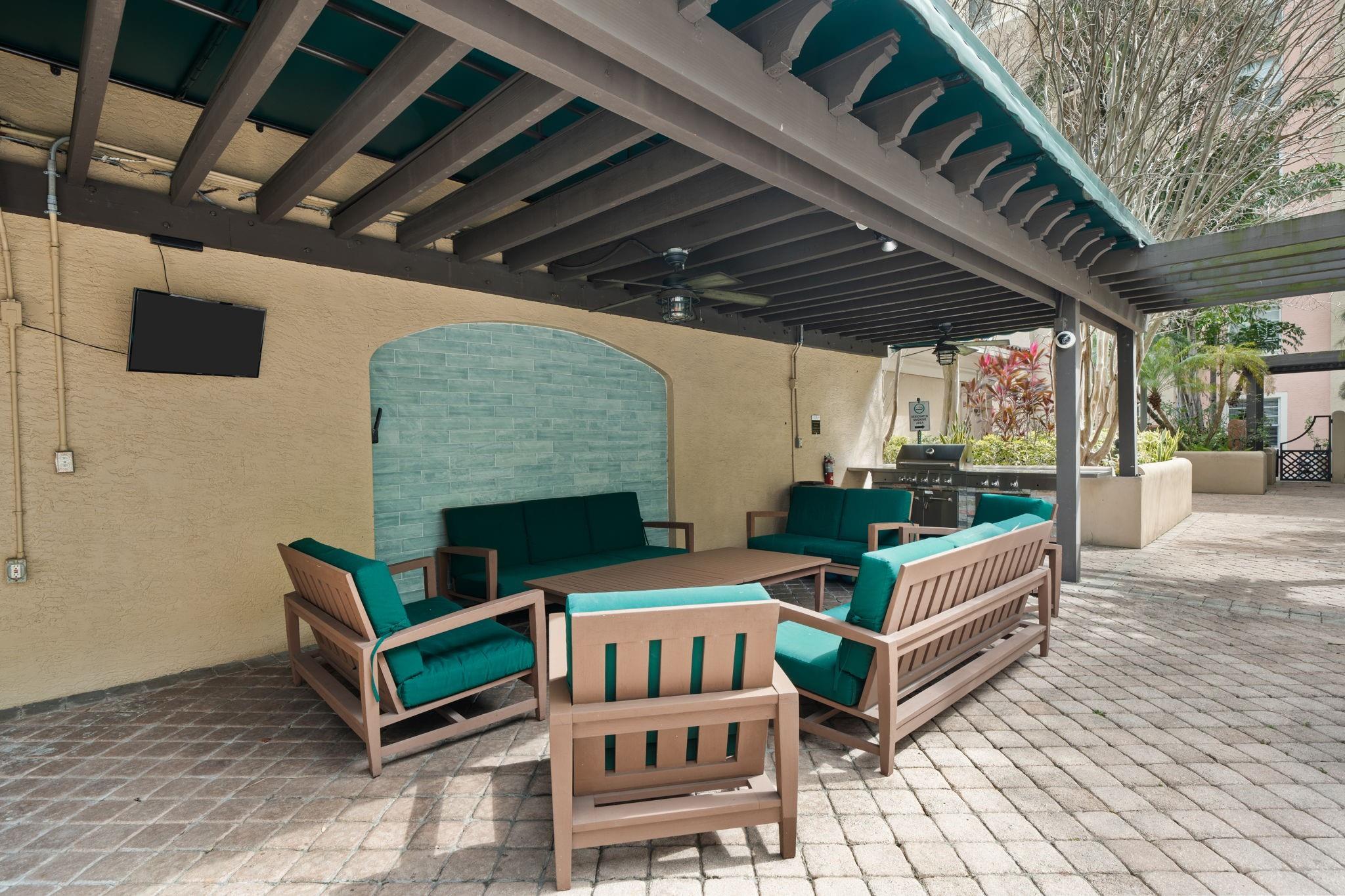 LAS OLAS BY THE RIVER - Residential