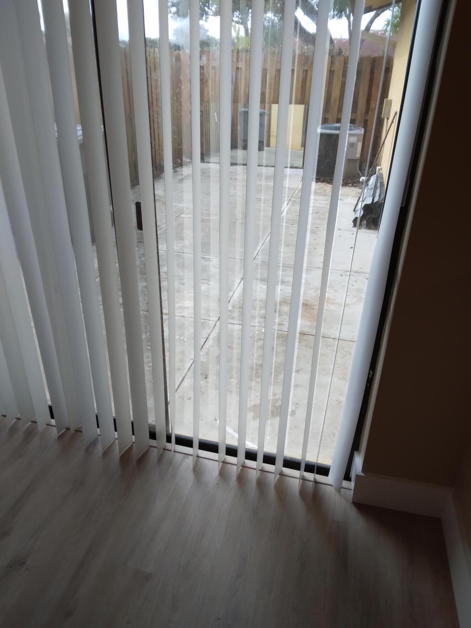 OAKWOOD LAKES CONDO - Residential Lease