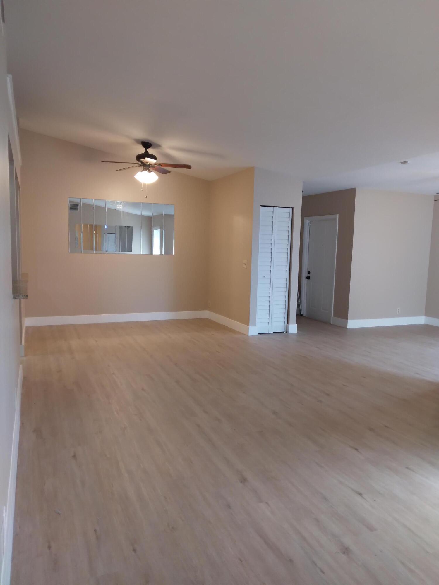 OAKWOOD LAKES CONDO - Residential Lease