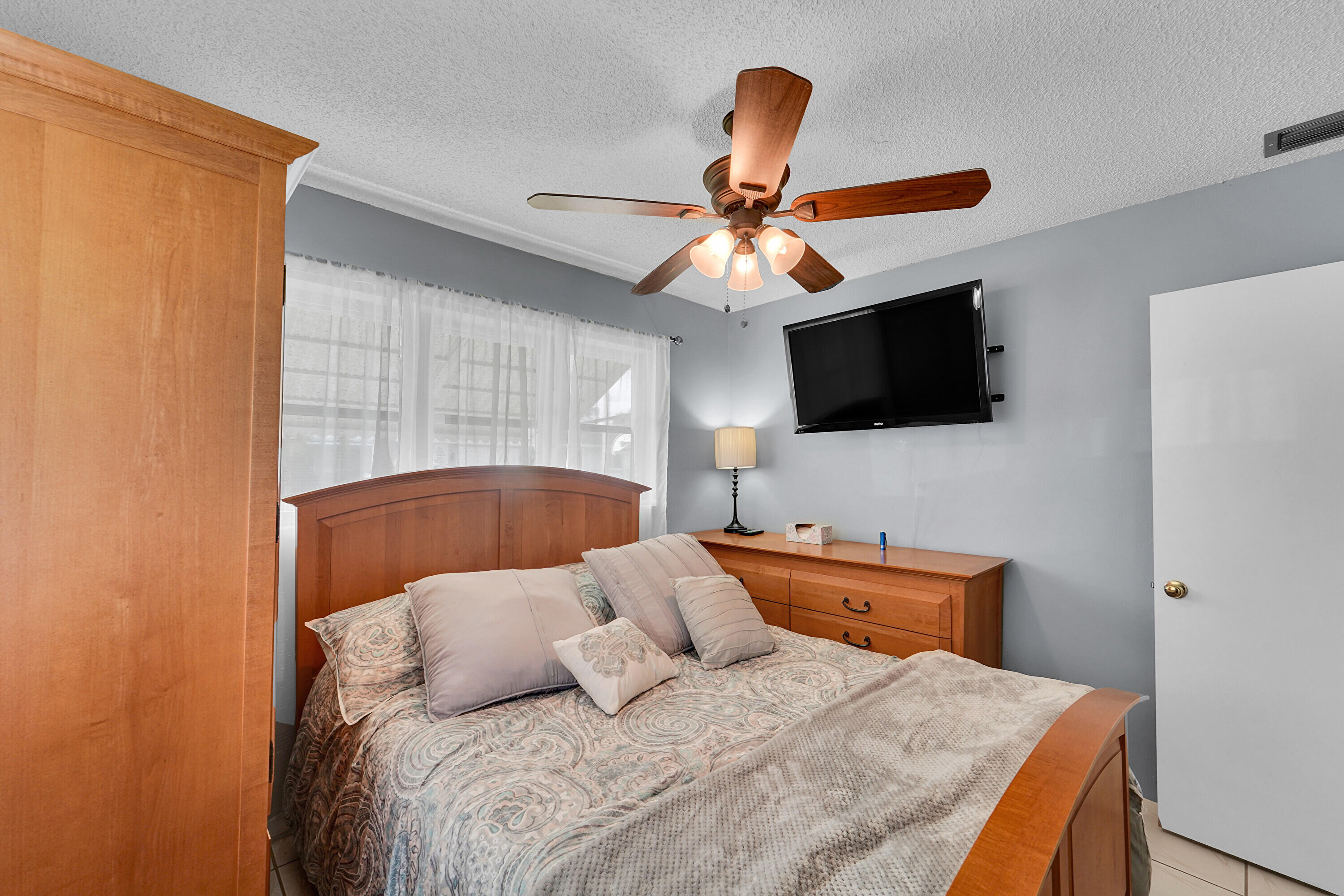 MAINLANDS OF TAMARAC LAKES - Residential