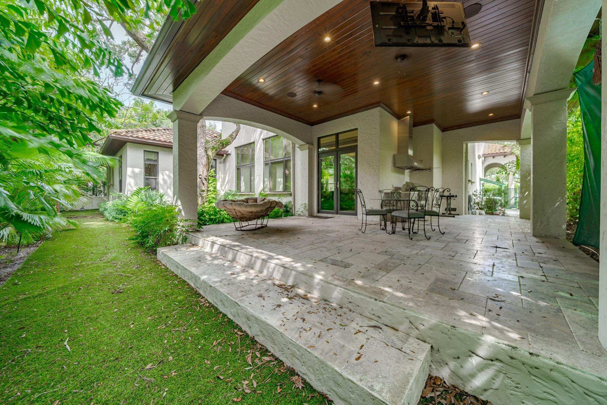 Rio Vista C J Hectors Res - Residential