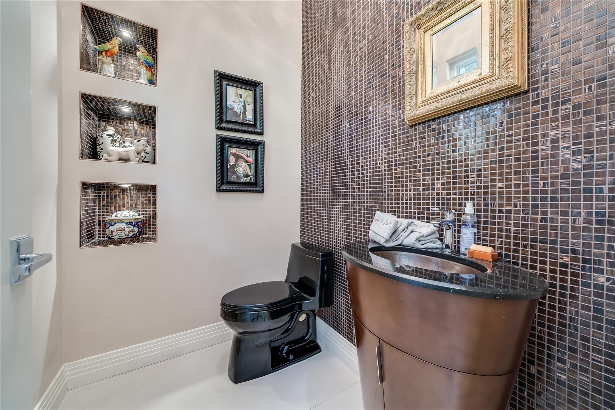 Rio Vista C J Hectors Res - Residential