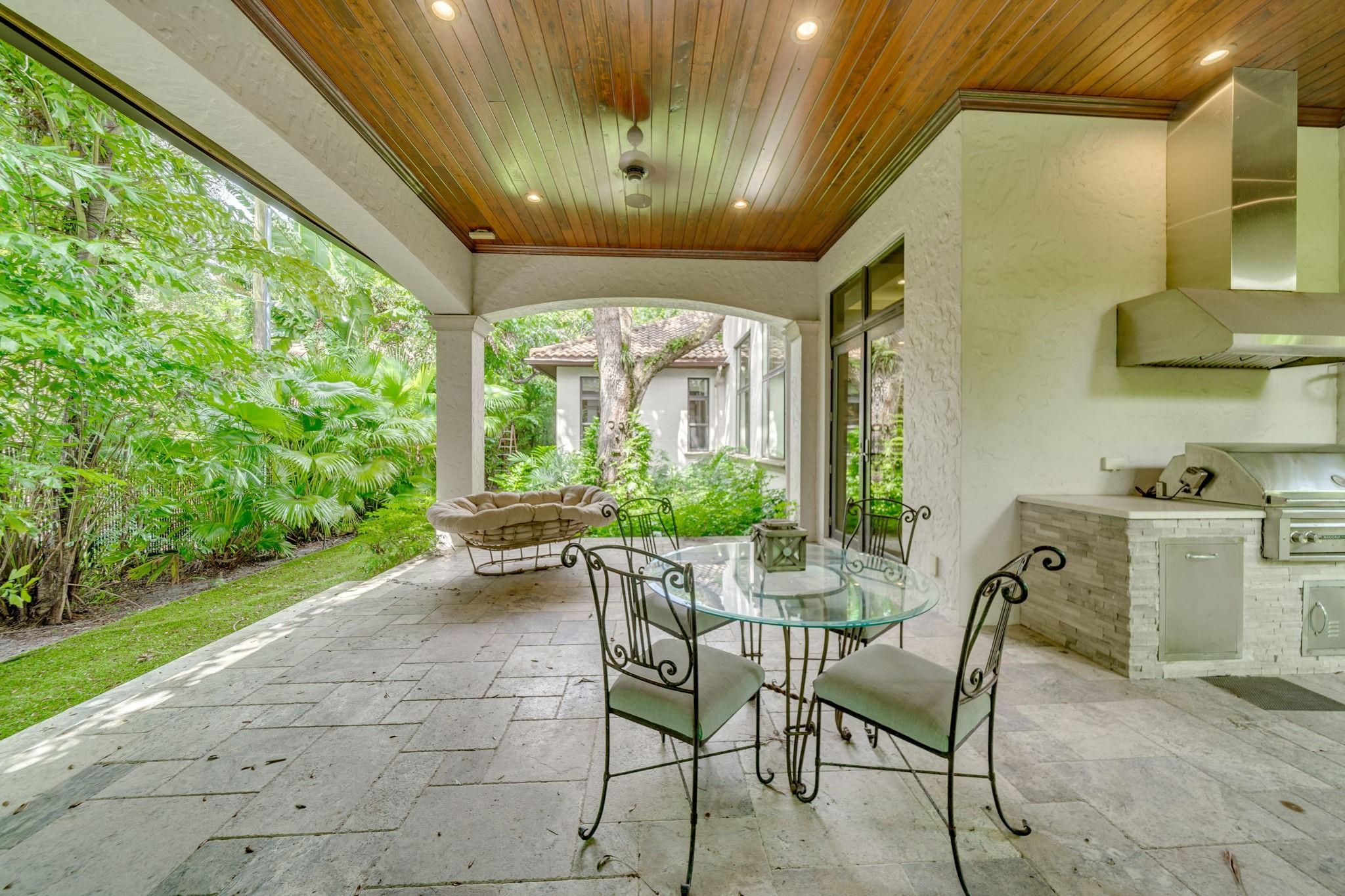 Rio Vista C J Hectors Res - Residential